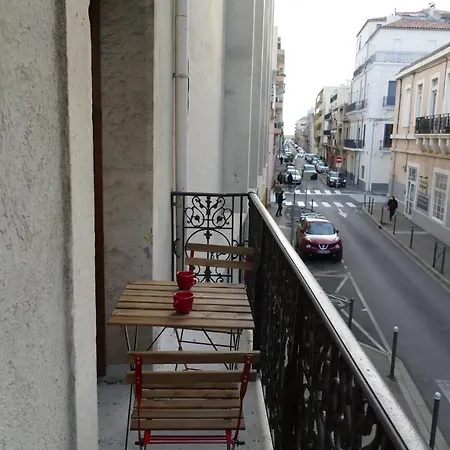 The Grigri - Charming Studio In The Town Centre - 3 Persons Apartment